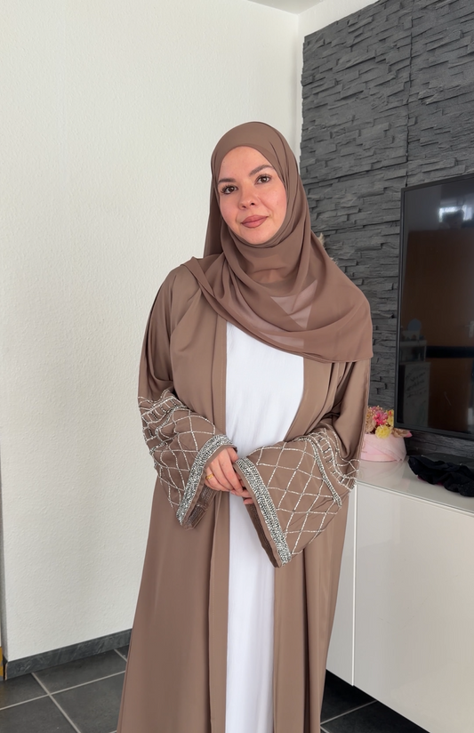 Model Huda