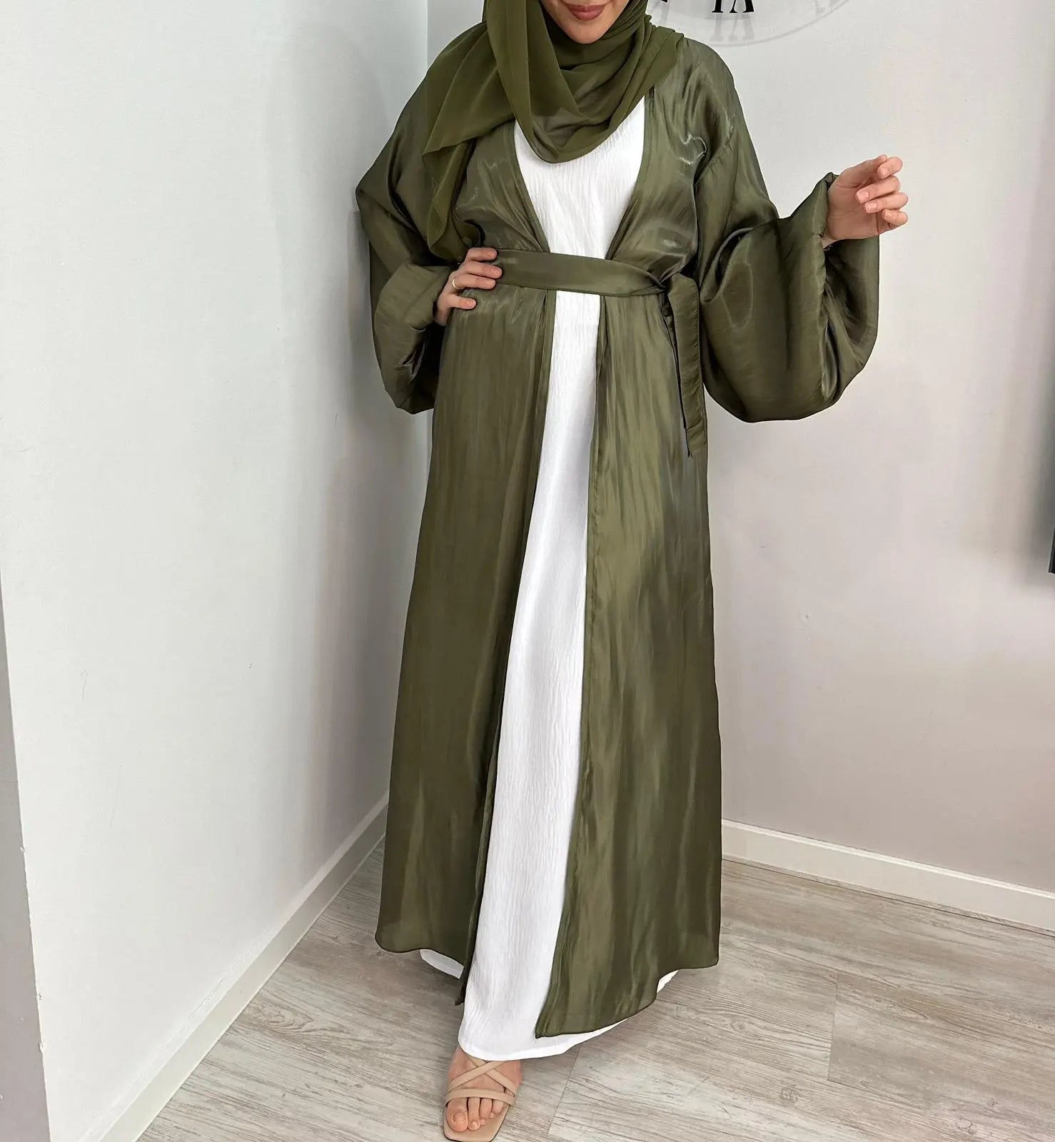 Abaya Minaal.