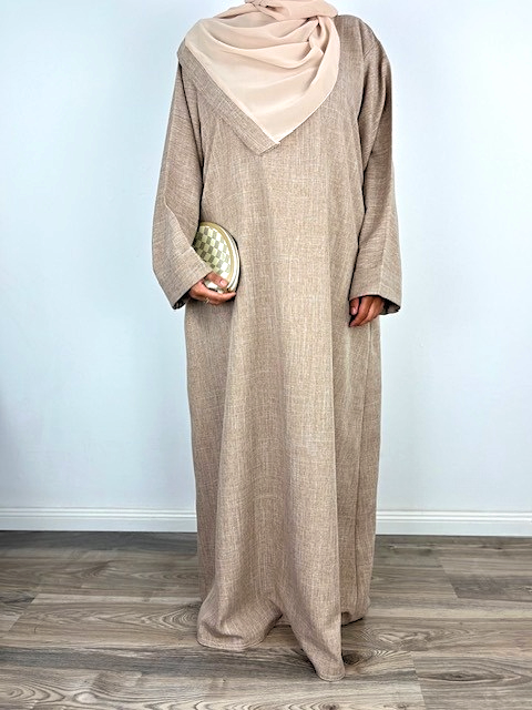 Abaya  Lili.