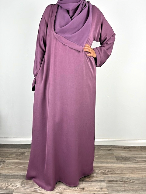 Abaya Riya.