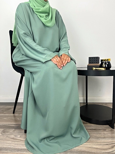 Abaya Zahar.