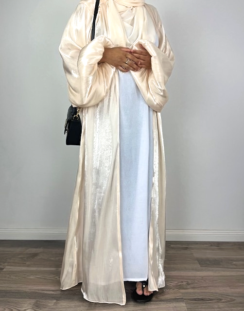 Abaya Aruna.